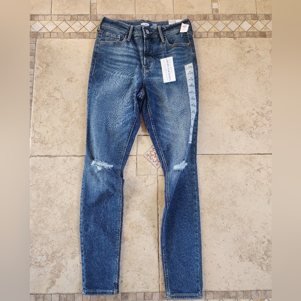 Old Navy Rockstar Super Skinny Jeans